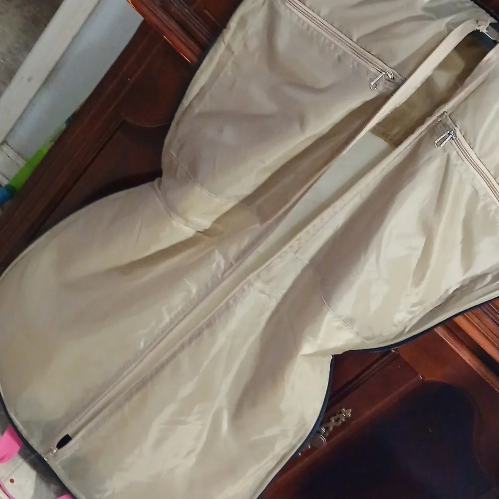 Skater‎ Travel Bag ,pink polka Dots W Pink Polkadot Ribbon. 20x23in.zipped Up